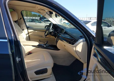 2015 BMW X5 xDrive35I z USA, uszkodzony, nr VIN 5UXKR0C5XF0P12531